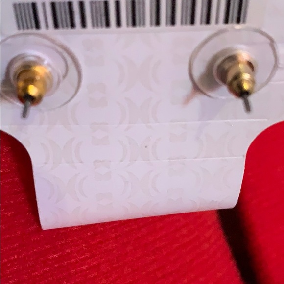 Necklace and Earrings set - Picture 6 of 7